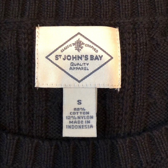 NWT Women’s St. John’s Bay Sweater. - Picture 5 of 7
